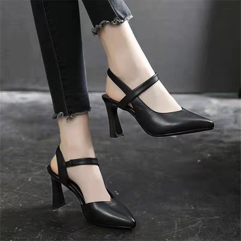 Sandalias de tacón de aguja puntiagudas