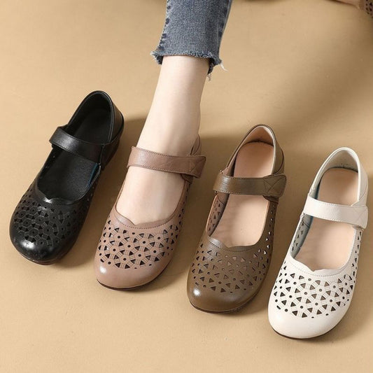 Zapatos con suela de piel de vaca y agujeros