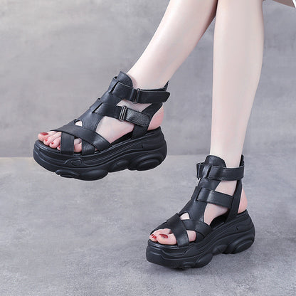 Sandalias romanas con plataforma