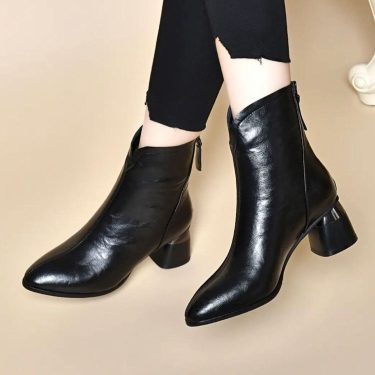Botas mom de piel suave con tacón grueso