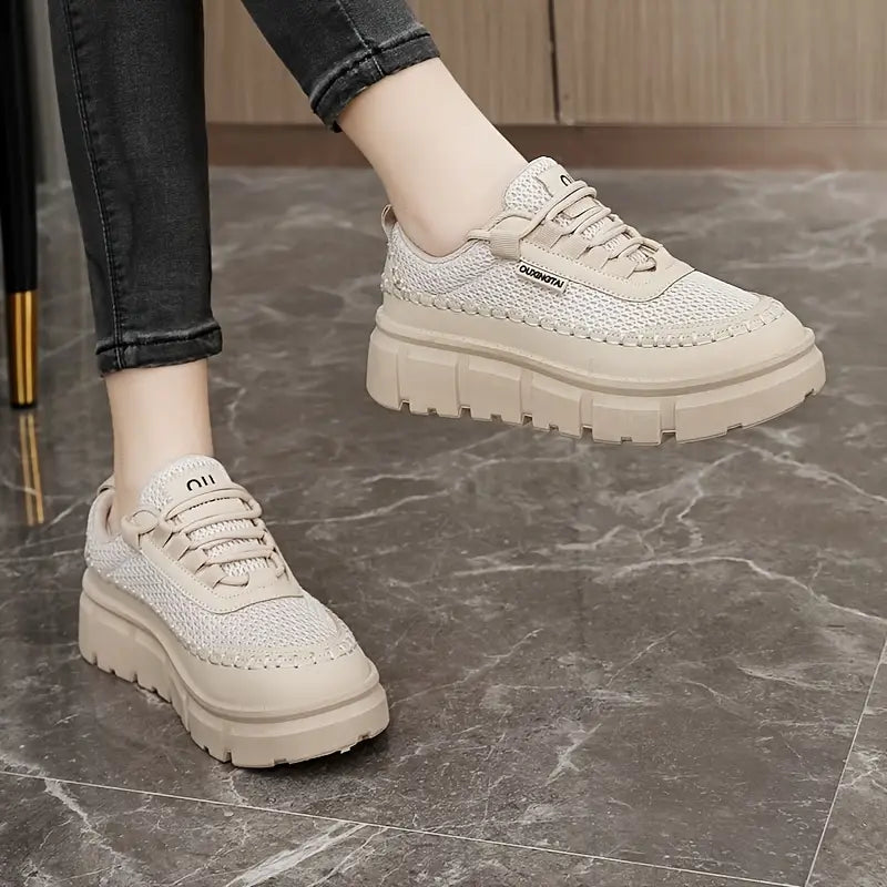 2026 Zapatos casuales de suela gruesa y caña baja