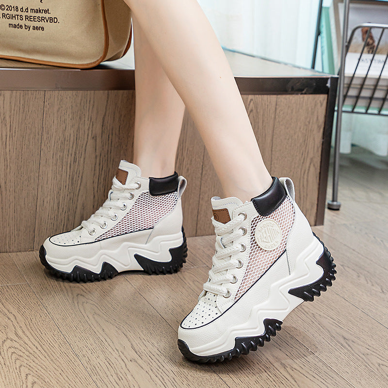 Zapatos de malla de verano con aumento de altura
