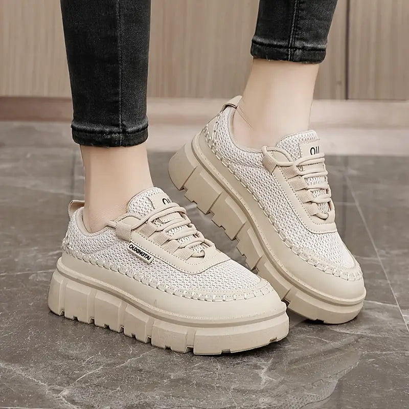 2026 Zapatos casuales de suela gruesa y caña baja