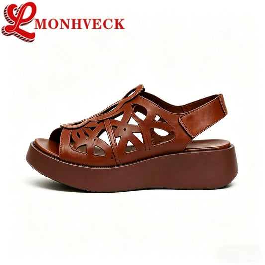 Sandalias de plataforma con recortes