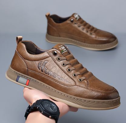 Zapatos de cuero con suela blanda para hombre
