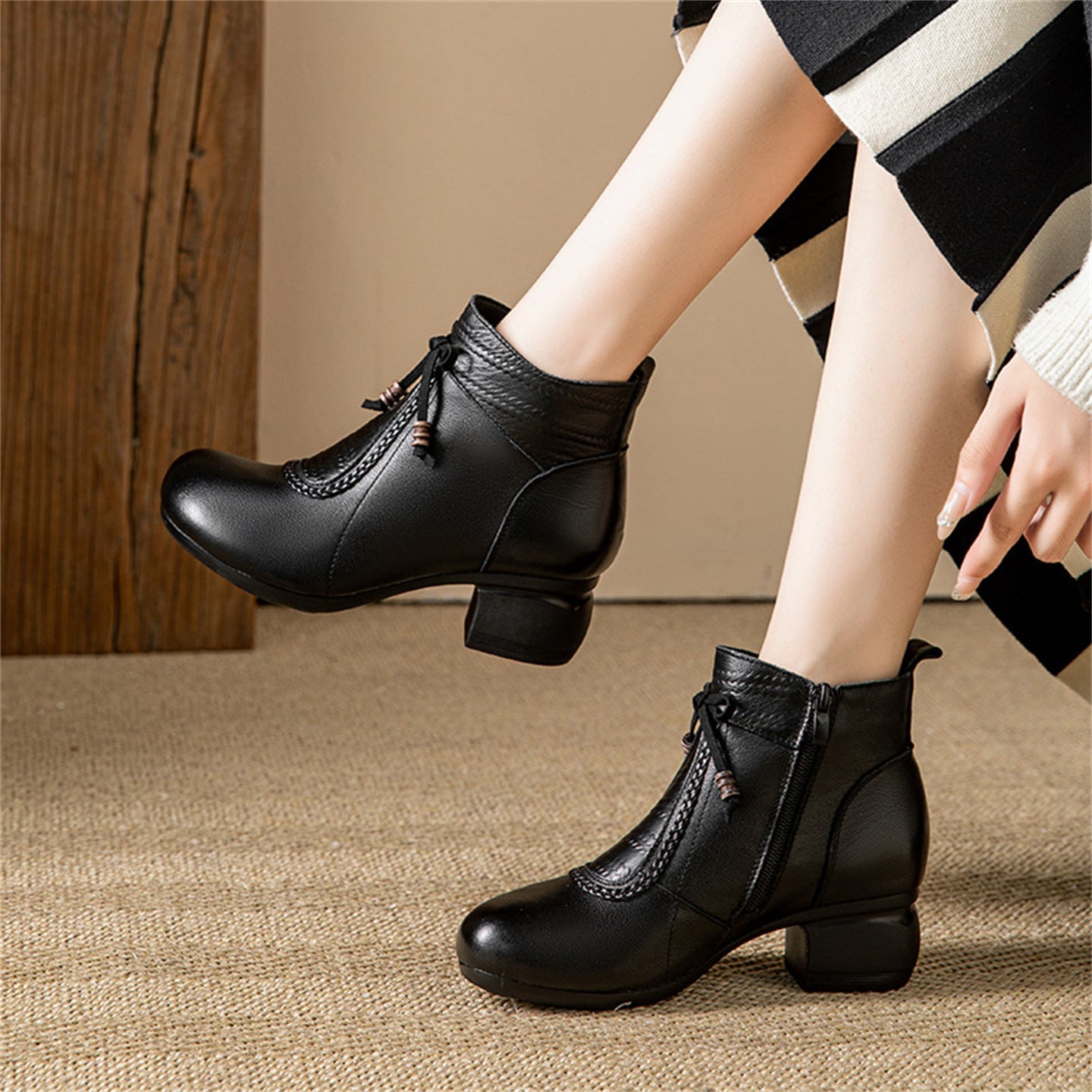 Botas de tacón bajo de piel auténtica