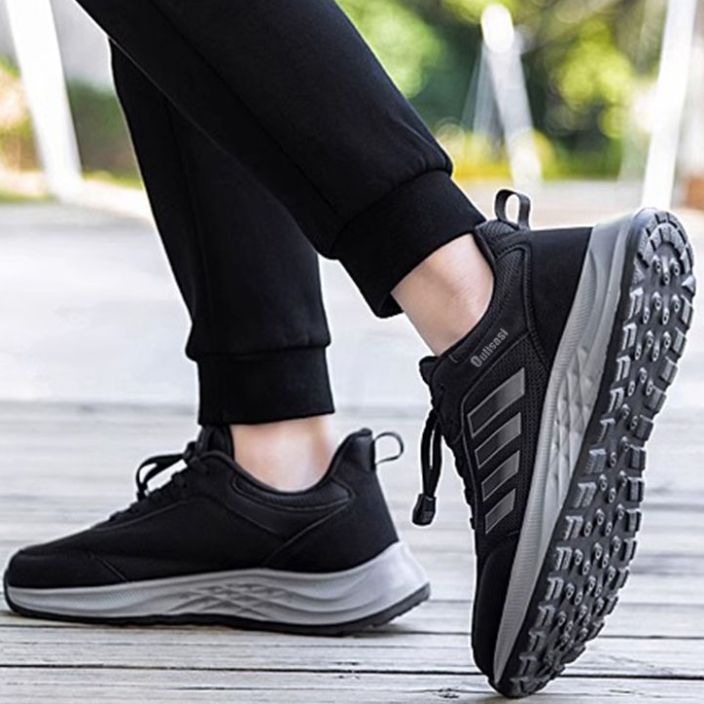 2026 Nuevas zapatillas deportivas transpirables