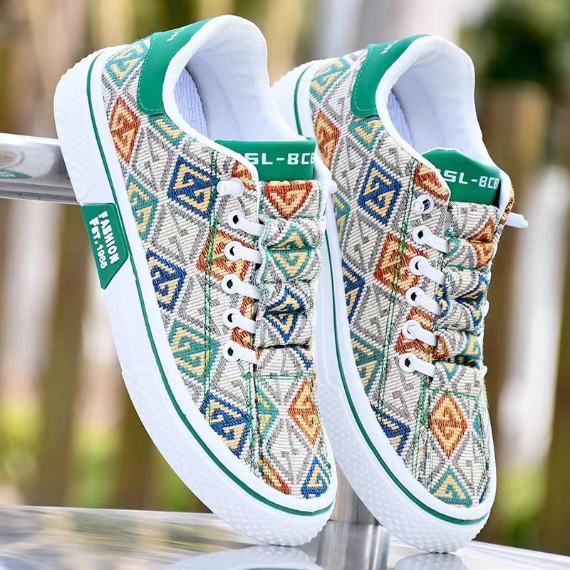 Estilo mexicano - Zapatos de lona a la moda