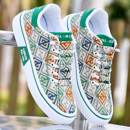 Estilo mexicano - Zapatos de lona a la moda