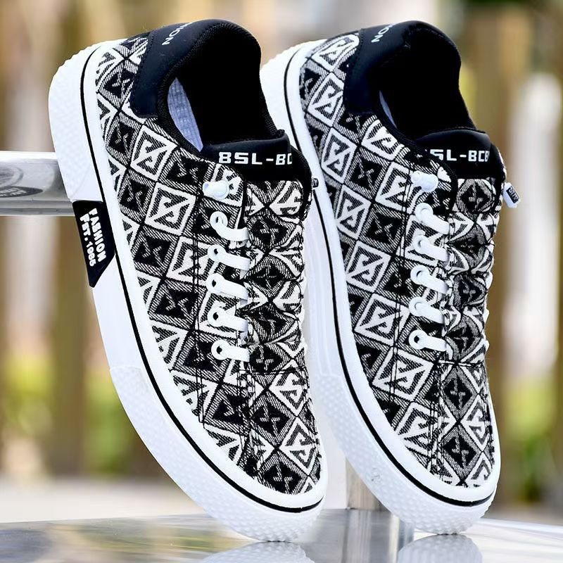 Estilo mexicano - Zapatos de lona a la moda